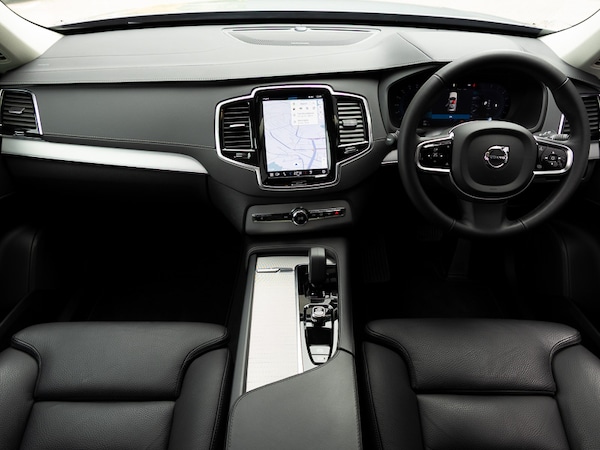Used Volvo XC90 2024 for sale - 76183616: Photo 2