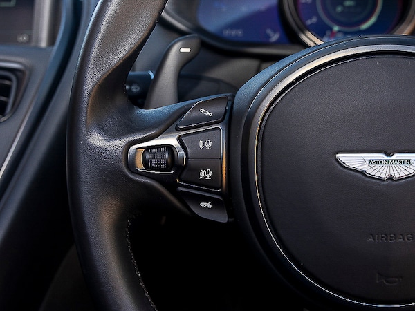 Used Aston Martin DB11 2019 for sale - 75684514: Photo 14