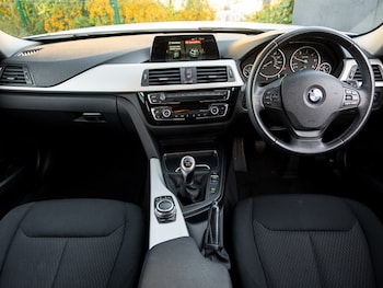 Used BMW 3 Series 2019 for sale - 76860551: Photo