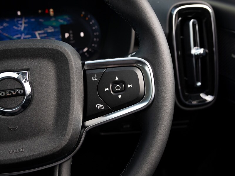 Used Volvo XC40 2025 for sale - 77889411: Photo 16