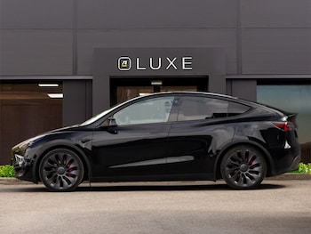 Used Tesla Model Y 2023 for sale - 79529529: Photo