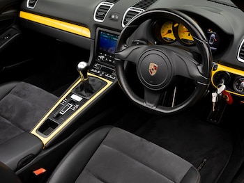 Used Porsche Boxster 2015 for sale - 76107999: Photo