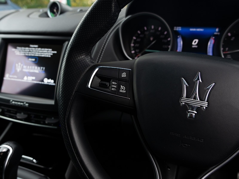 Used Maserati Levante 2017 for sale - 77596640: Photo 15