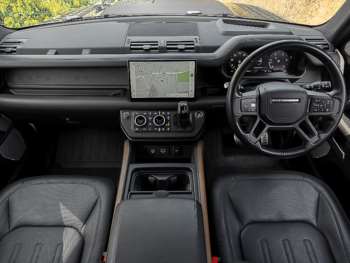 Used Land Rover Defender 2022 for sale - 74892188: Photo