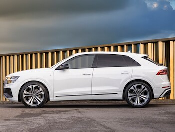 Used Audi Q8 2022 for sale - 77252405: Photo