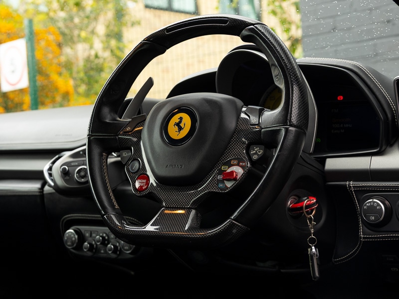 Used Ferrari 458 2013 for sale - 76771458: Photo 6