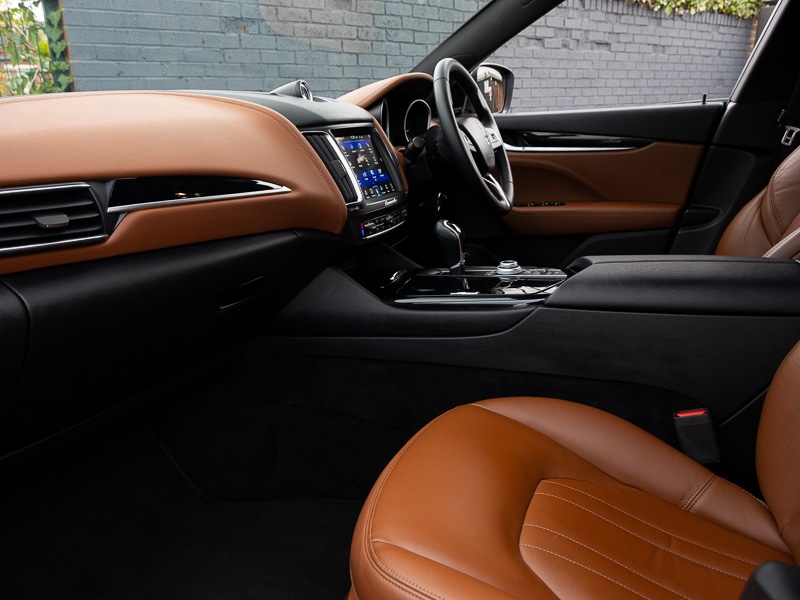 Used Maserati Levante 2018 for sale - 77371401: Photo 5