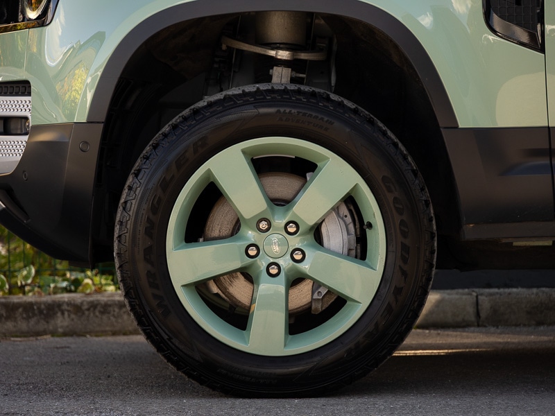 Used Land Rover Defender 2023 for sale - 76834313: Photo 17