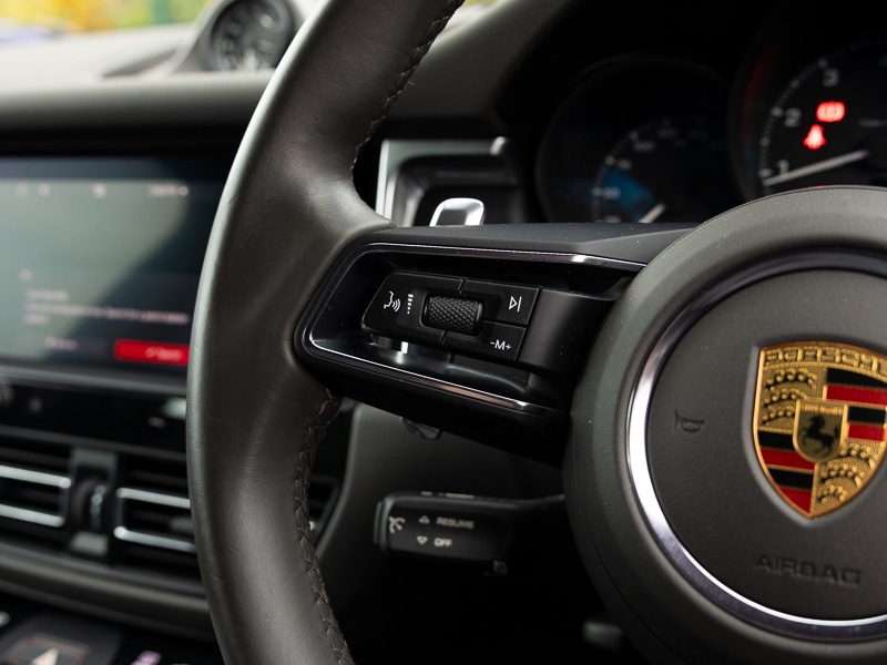 Used Porsche Macan 2021 for sale - 78041357: Photo 15