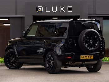 Used Land Rover Defender 2024 for sale - 79707563: Photo