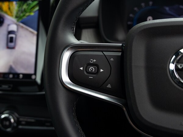 Used Volvo XC40 2024 for sale - 76183365: Photo 15