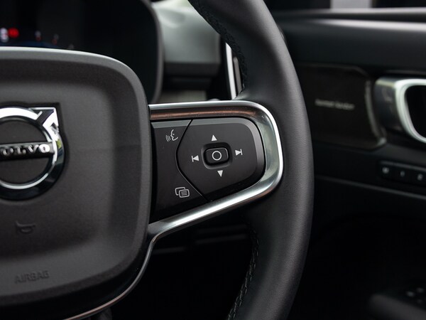 Used Volvo XC40 2024 for sale - 76183365: Photo 16