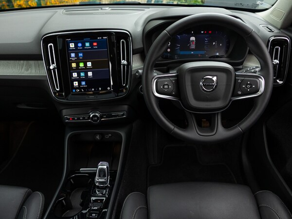 Used Volvo XC40 2024 for sale - 76183365: Photo 7