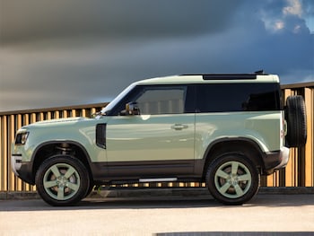 Used Land Rover Defender 2023 for sale - 76116562: Photo 4
