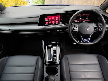 Used Volkswagen Golf 2023 for sale - 75852193: Photo