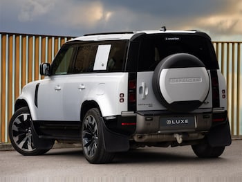 Used Land Rover Defender 2022 for sale - 77656856: Photo