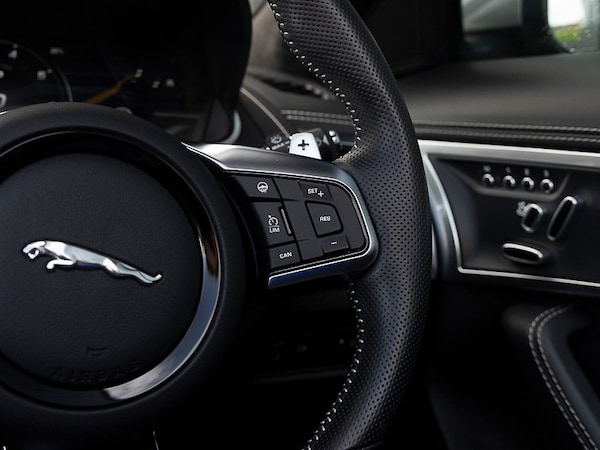 Used Jaguar F-Type 2020 for sale - 75369121: Photo 15