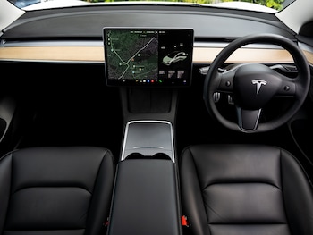 Used Tesla Model 3 2023 for sale - 79175949: Photo