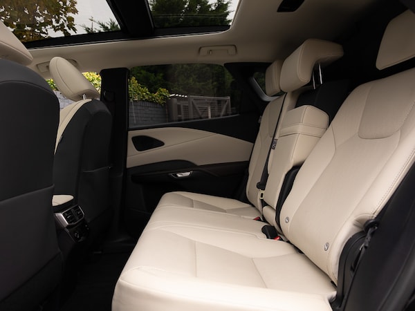 Used Lexus RX 2023 for sale - 76282033: Photo 6