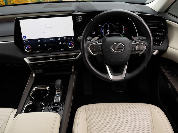 Used Lexus RX 2023 for sale - 76282033: Photo 7