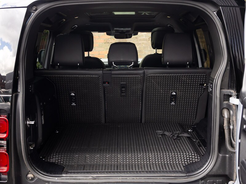 Used Land Rover Defender 2022 for sale - 76771455: Photo 19