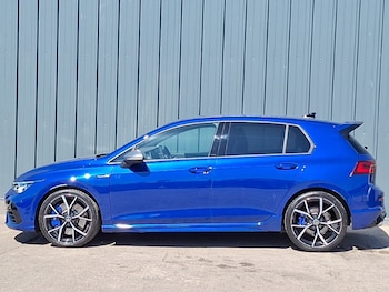 Used Volkswagen Golf 2023 for sale - 75633636: Photo