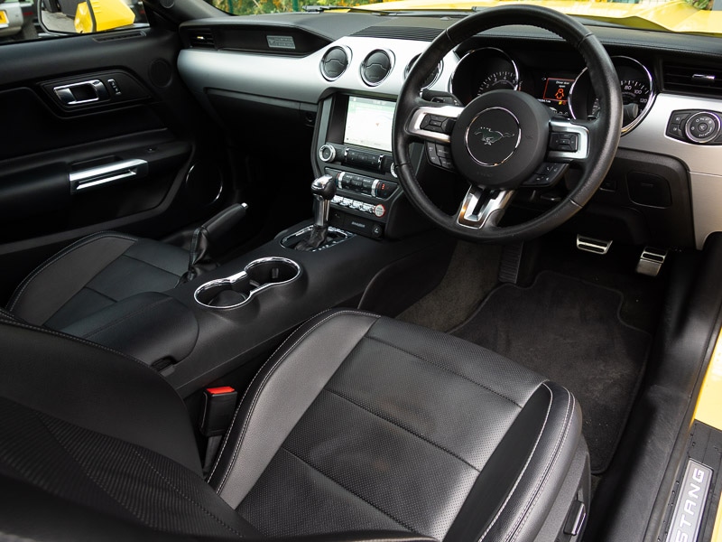 Used Ford Mustang 2018 for sale - 76365592: Photo 2