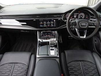 Used Audi RS Q8 2024 for sale - 76387899: Photo