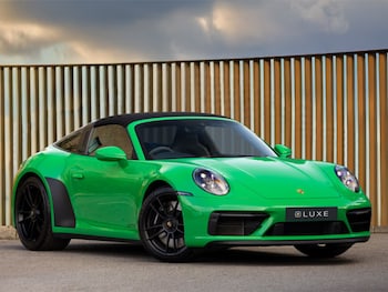 Porsche - 911