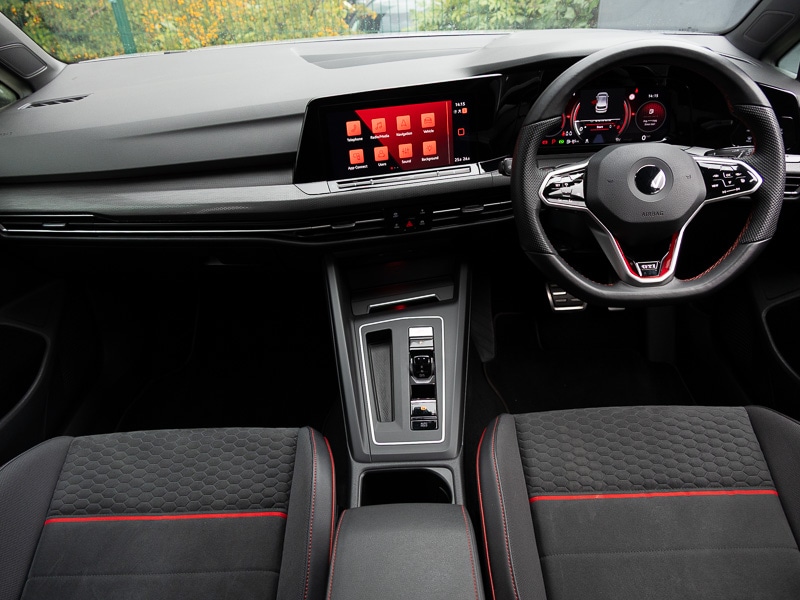 Used Volkswagen Golf 2021 for sale - 77611037: Photo 2