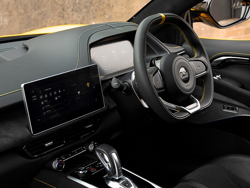 Used Lotus Emira 2024 for sale - 76543162: Photo 13