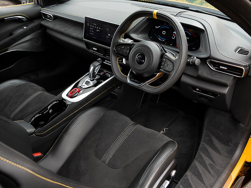 Used Lotus Emira 2024 for sale - 76543162: Photo 2