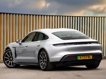 Used Porsche Taycan 2021 for sale - 78164427: Photo