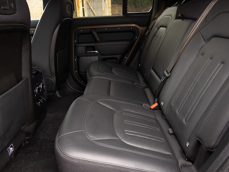 Used Land Rover Defender 2020 for sale - 76970488: Photo 6