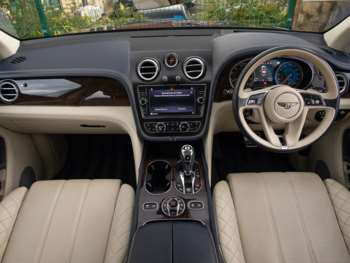 Used Bentley Bentayga 2016 for sale - 74636313: Photo