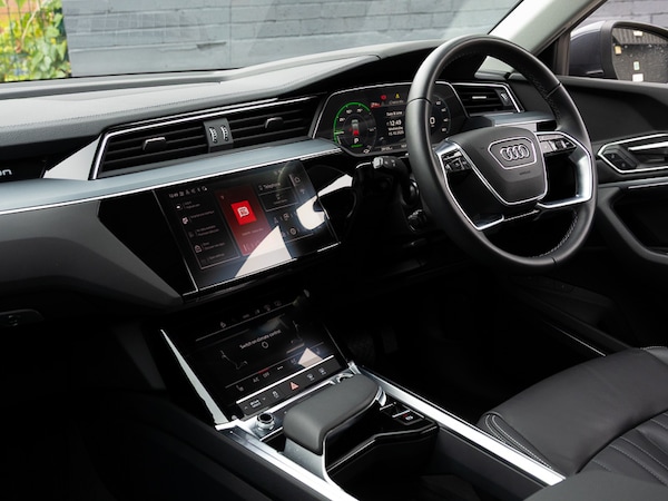 Used Audi Q8 2024 for sale - 76282032: Photo 13