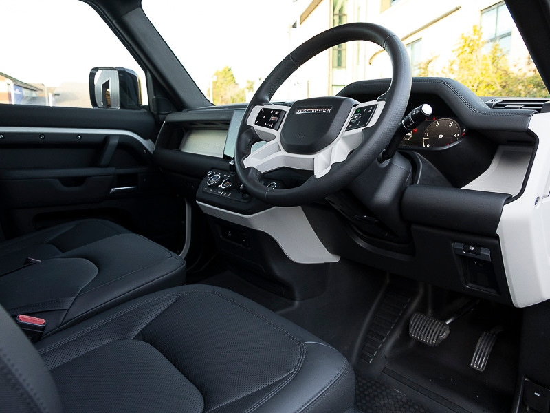 Used Land Rover Defender 2025 for sale - 78203234: Photo 6