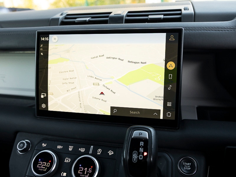 Used Land Rover Defender 2025 for sale - 78203234: Photo 7