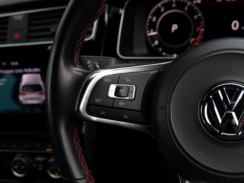 Used Volkswagen Golf 2019 for sale - 77889404: Photo 15