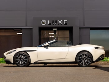 Used Aston Martin DB11 2019 for sale - 78837722: Photo
