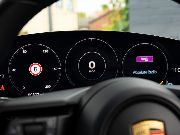 Used Porsche Taycan 2020 for sale - 76237931: Photo 18