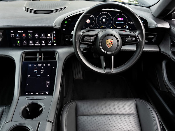 Used Porsche Taycan 2020 for sale - 76237931: Photo 7