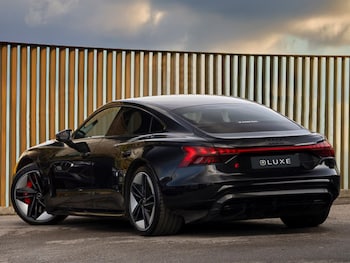 Used Audi RS e-tron GT 2024 for sale - 77366416: Photo