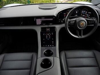 Used Porsche Taycan 2021 for sale - 78125845: Photo