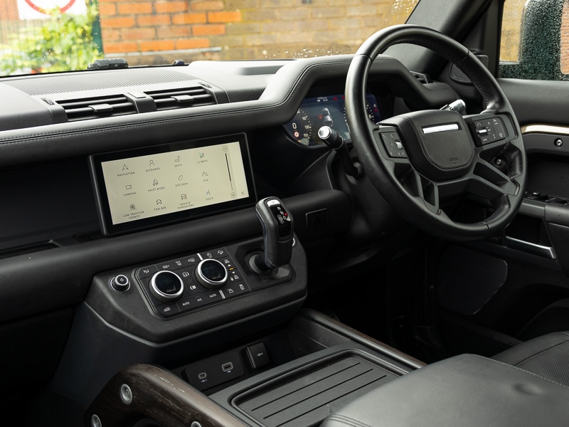 Used Land Rover Defender 2020 for sale - 77987703: Photo 13