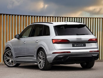 Used Audi Q7 2023 for sale - 76129699: Photo 3