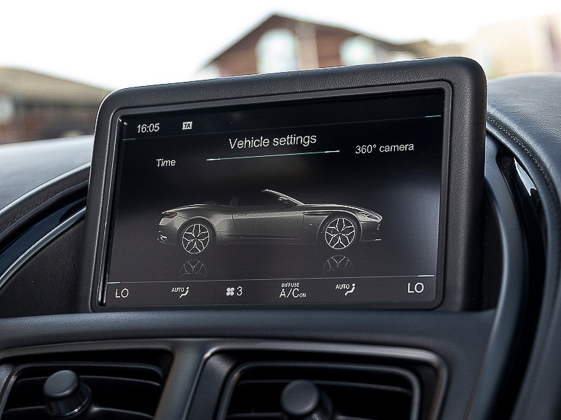 Used Aston Martin DB11 2019 for sale - 76920414: Photo 11