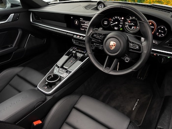 Used Porsche 911 2023 for sale - 79020583: Photo