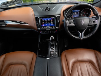 Used Maserati Levante 2018 for sale - 78994866: Photo