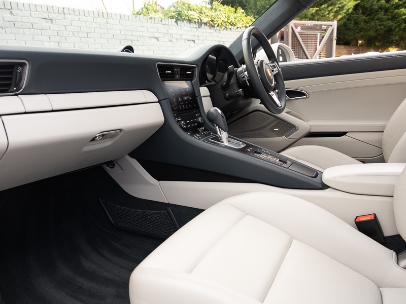 Used Porsche 911 2017 for sale - 78147542: Photo 5